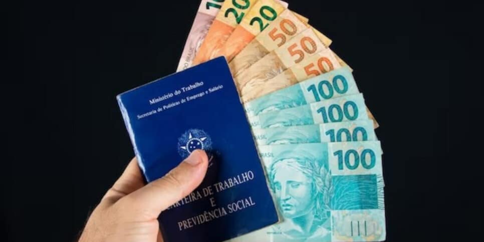 Governo: como receber até R$ 2.313,74 do Seguro-Desemprego (Foto: Freepik)