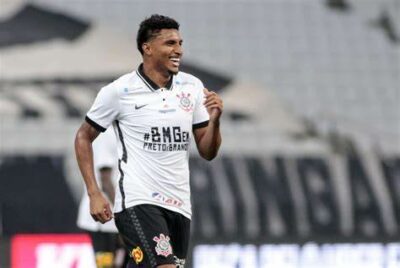 Corinthians deve não receber lucros com venda de Éderson Foto: Reprodução