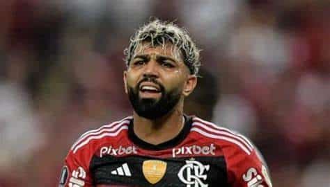 Gabigol volta a usar camisa 10 do Flamengo na Libertadores!