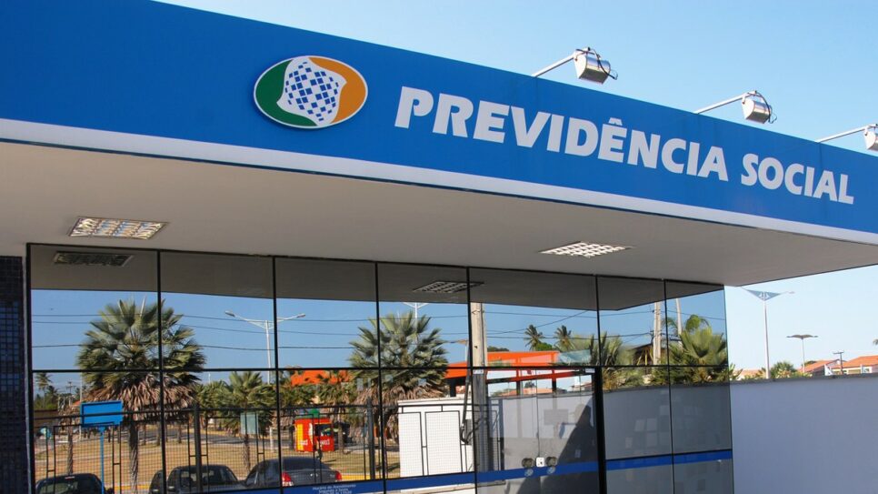 INSS bate martelo e pagará R$1.840 para os beneficiários