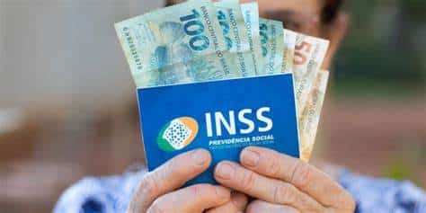 INSS libera 13º salário para aposentados; Saiba como receber!