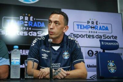 Imagem do post Jogador Marchesín, do Grêmio, expõe ser ‘falta de respeito’ continuar com os jogos após chuvas no RS