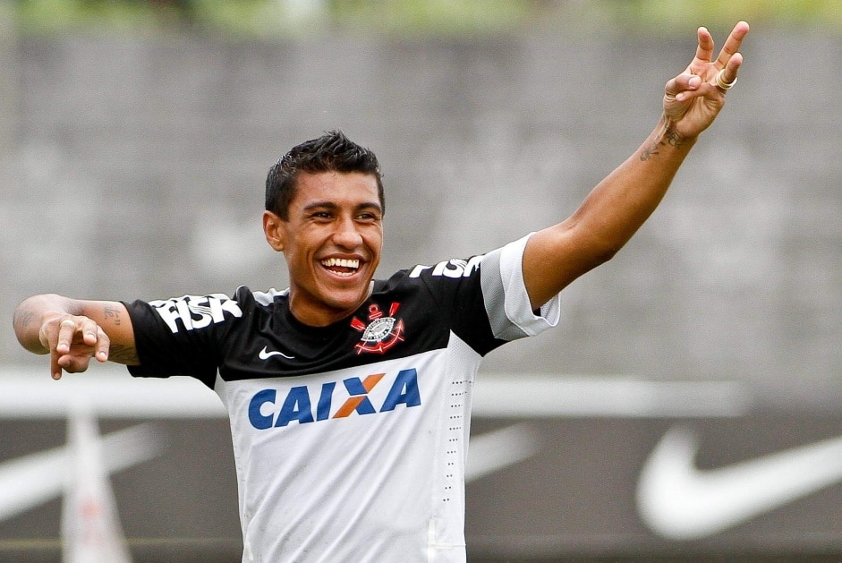 OFICIAL! Paulinho não tem contrato renovado com Corinthians!