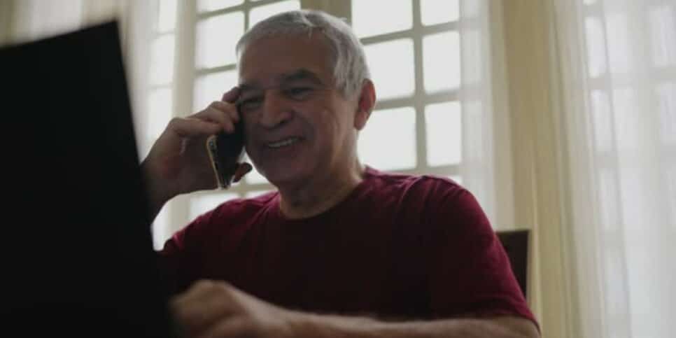 Benefício para idosos de até R$ 2.400: governo confirma auxílio (Foto: iStock)