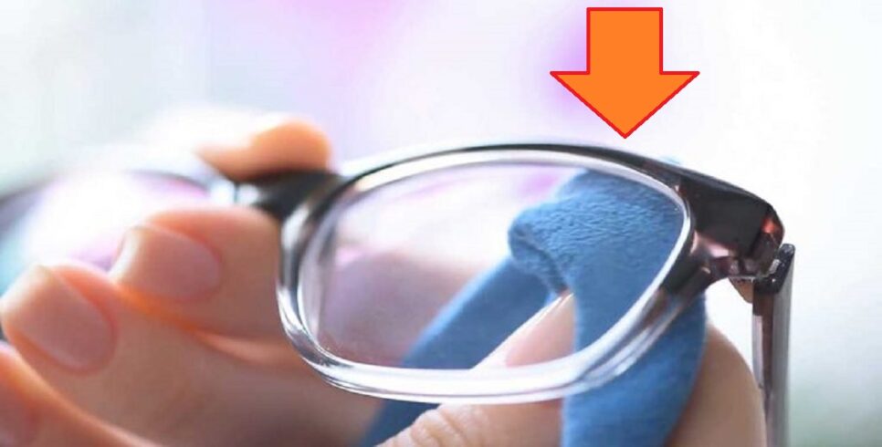 Álcool Como limpar corretamente as lentes dos óculos (Foto: Divulgação/ Mercadão de Ótica/ Montagem)
