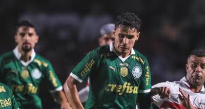 Imagem do post “Não sou dependente de elogio”; confessa Veiga diante de JEJUM no Palmeiras (01/05): “Abalando com a crítica”