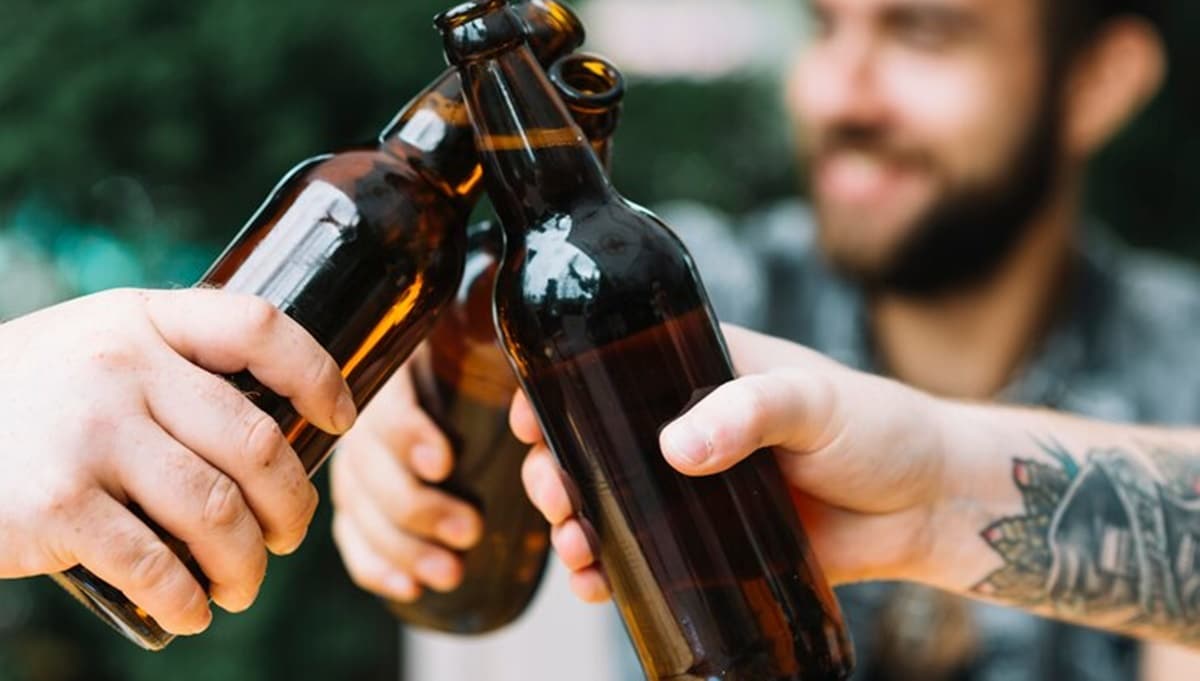 Garanta a cerveja gelada para os amigos com 2 truques (Foto: Reprodução/ Internet)