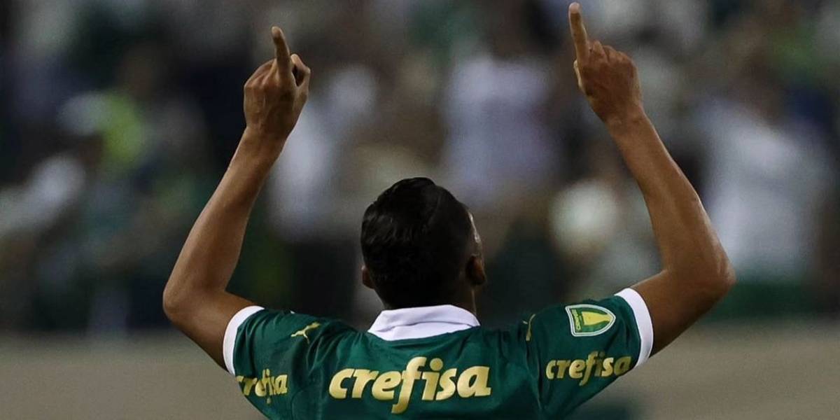 Rony em campo pelo Palmeiras (Foto: Reprodução/Instagram) 