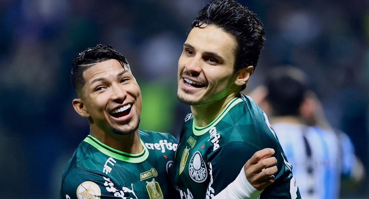 Rony e Raphael Veiga já foram ídolos do Alviverde e não estão no seu melhor ano (Foto: Reprodução/ Cesar Greco/ SE Palmeiras)