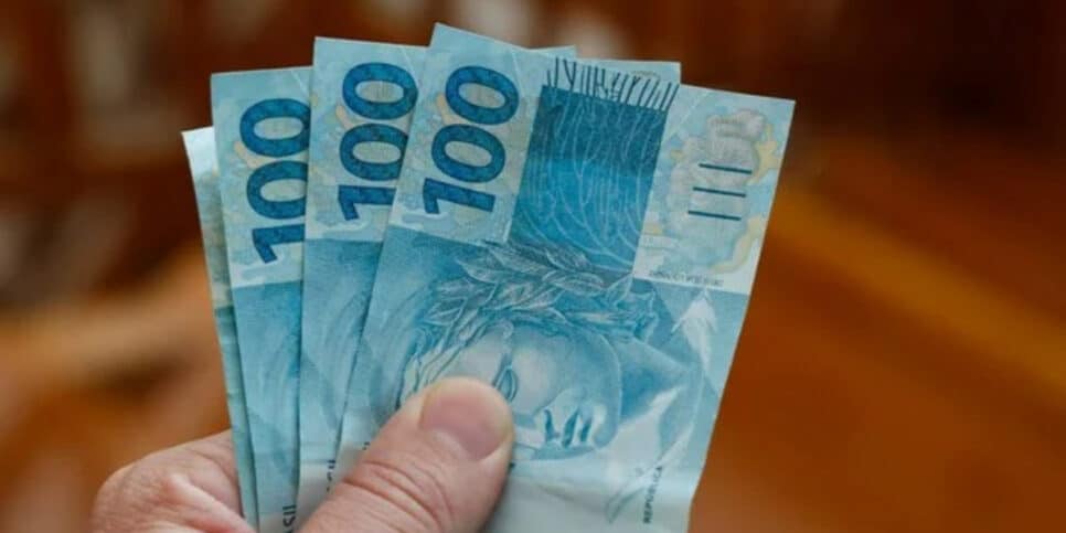 Lula anuncia auxílio especial de R$ 5 mil para 44 mil pessoas (Foto: sidneydealmeida/depositphotos)