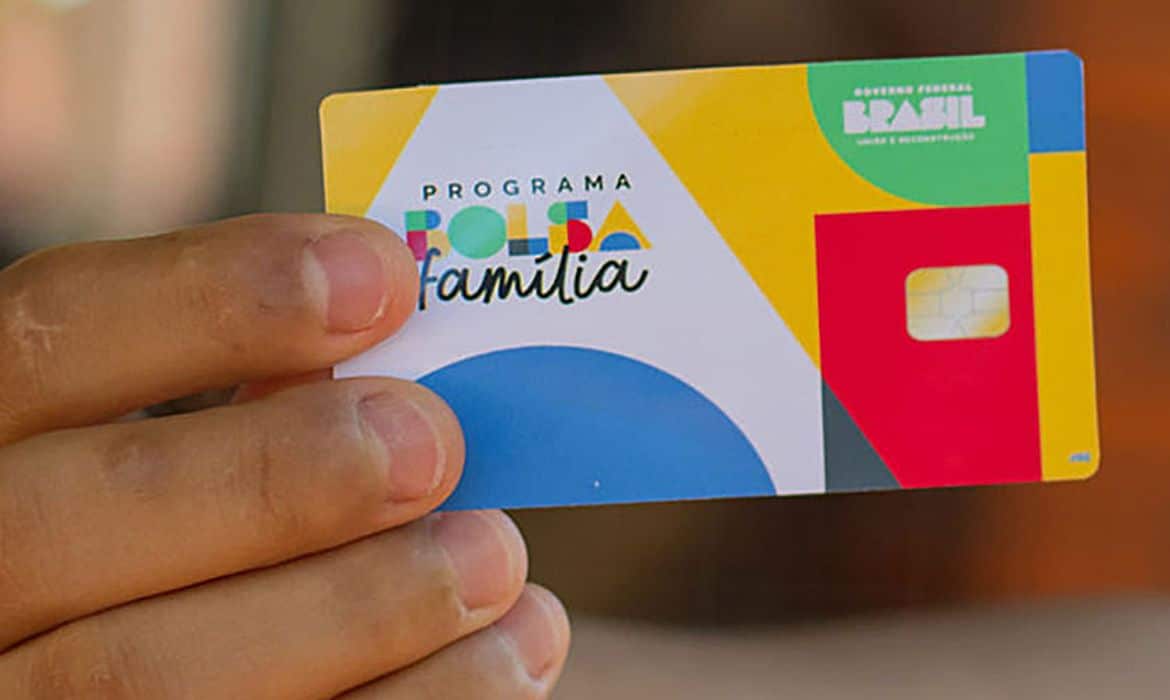 Pagamento extra de R$1.052 é confirmado no Bolsa Família!