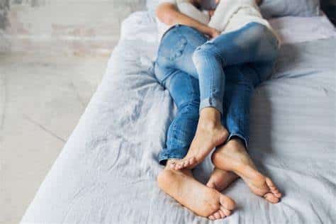  Saiba 4 posições sexuais que dão prazer para o homem na cama!