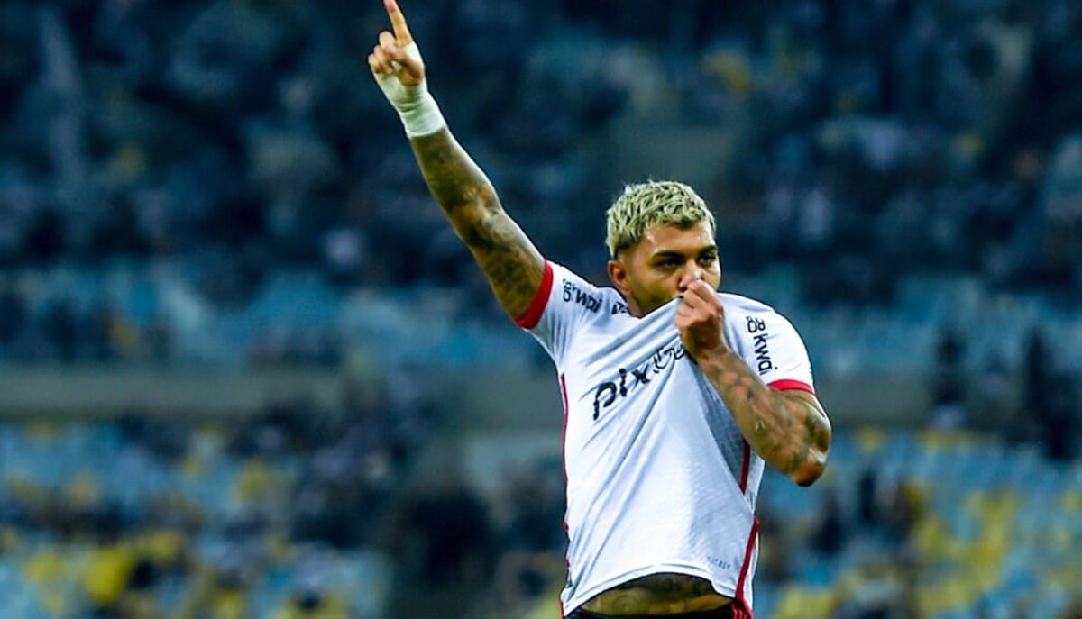 Gabriel Barbosa marca 1 gol após jejum e baixa minutagem por estar na reserva (Foto: Reprodução/ Marcelo Cortes/ Paula Reis/ CRF)