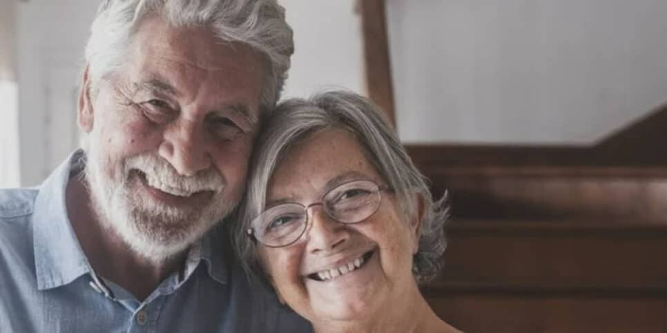 + 60 anos? Conheça os benefícios que a Carteira do Idoso oferece (Foto: PerfectWave/depositphotos)