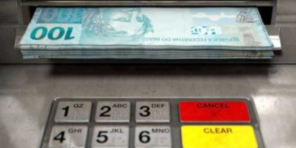 Governo libera saque de até R$ 1.412 em junho para trabalhadores (Foto: depositphotos)