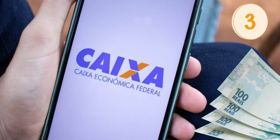 Caixa e dinheiro (Foto: Reprodução / Pronatec)
