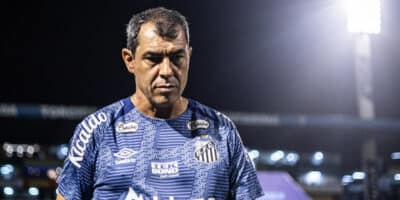 Imagem do post Martelo batido! Santos toma atitude sobre futuro de Carille após interesse do Corinthians: “Está decidido”