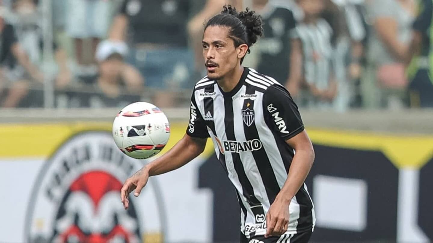 O famoso jogador de futebol, Maurício Lemos vem sendo observado pelo Tricolor (Foto: Pedro Souza/Atlético)