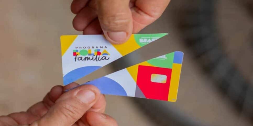 Cadastro atualizadas Evite o bloqueio automático do Bolsa Família (Foto: Colagem/ Canva)