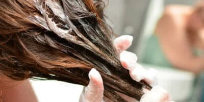 Grisalhos nunca mais! Recupere a cor natural do seu cabelo (Foto: depositphotos)