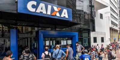 Imagem do post CAIXA está pagando quase R$ 600 a mais para grupo em CRISE e não estamos falando do Bolsa Família