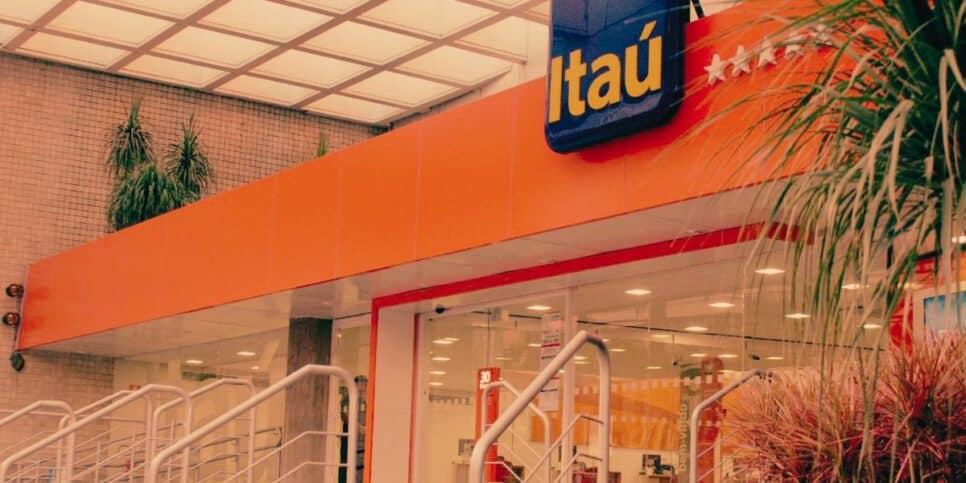 Cartões limite fixo Itaú (Foto: Reprodução/ HdB)