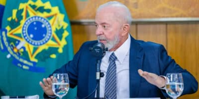 Atenção! Lula defende criação de nova linha de crédito (Foto: Ricardo Stuckert/PR)