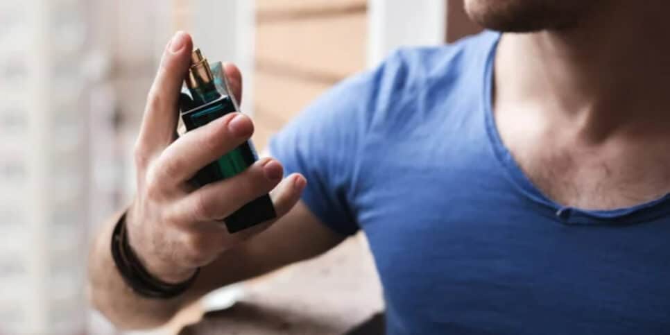 Veja esses perfumes masculinos e fique cheiroso por mais de 24h (Foto: depositphotos)