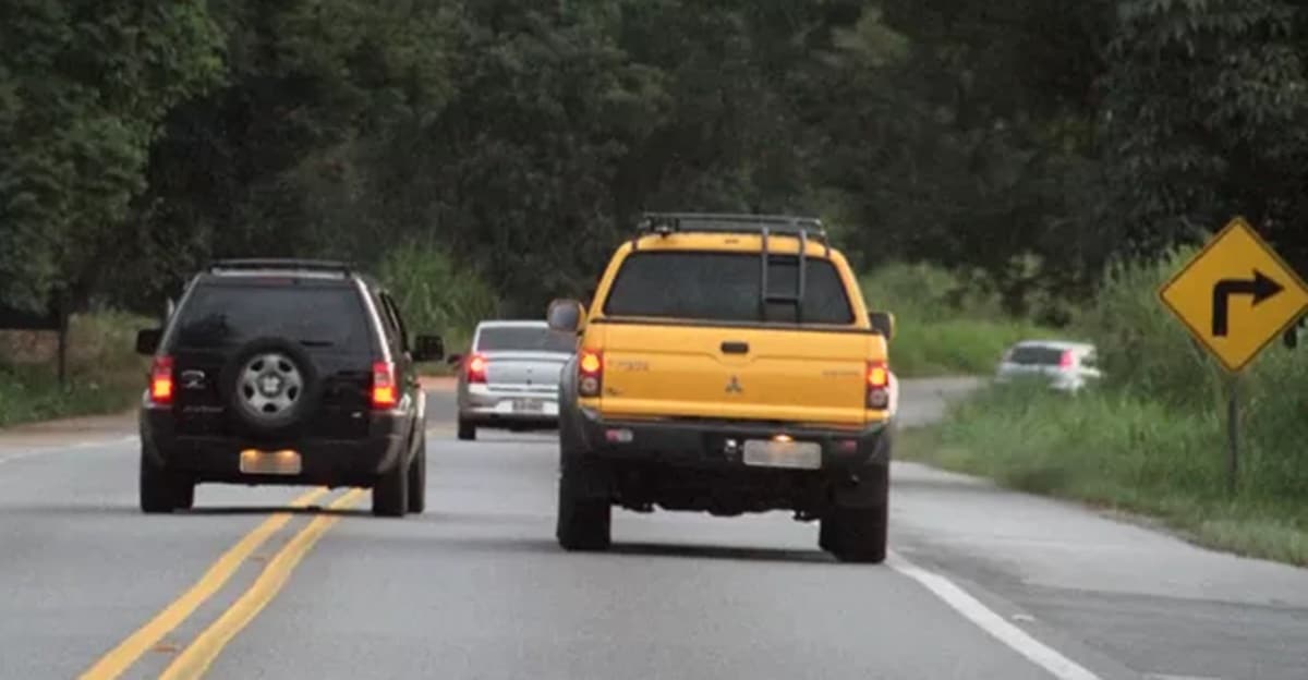 Má conduta no trânsito deve acabar em breve (Foto: Reprodução/ Carlos Santos/ G1)