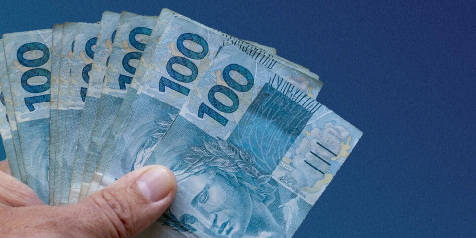 Trabalhadores podem garantir pagamento extra de R$ 1.412