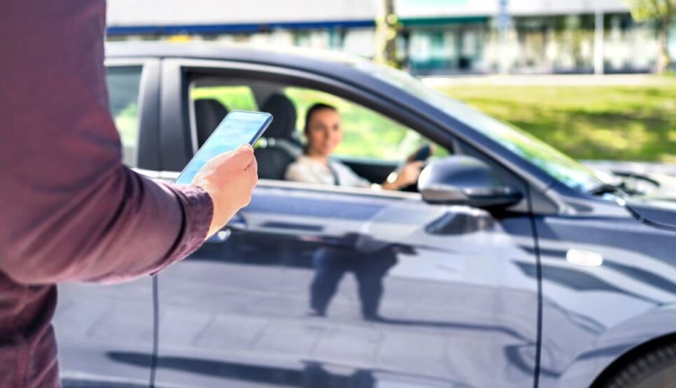 99 táxi é aplicativo de carros que fecha parceria com Nubank (Foto: Reprodução/ Internet)