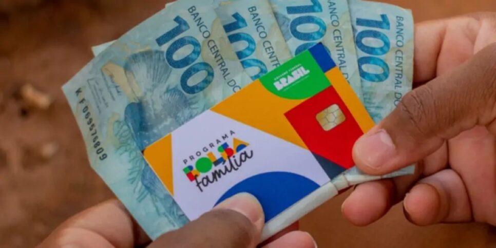 Caixa Econômica libera linha de crédito especial para quem recebe Bolsa Família