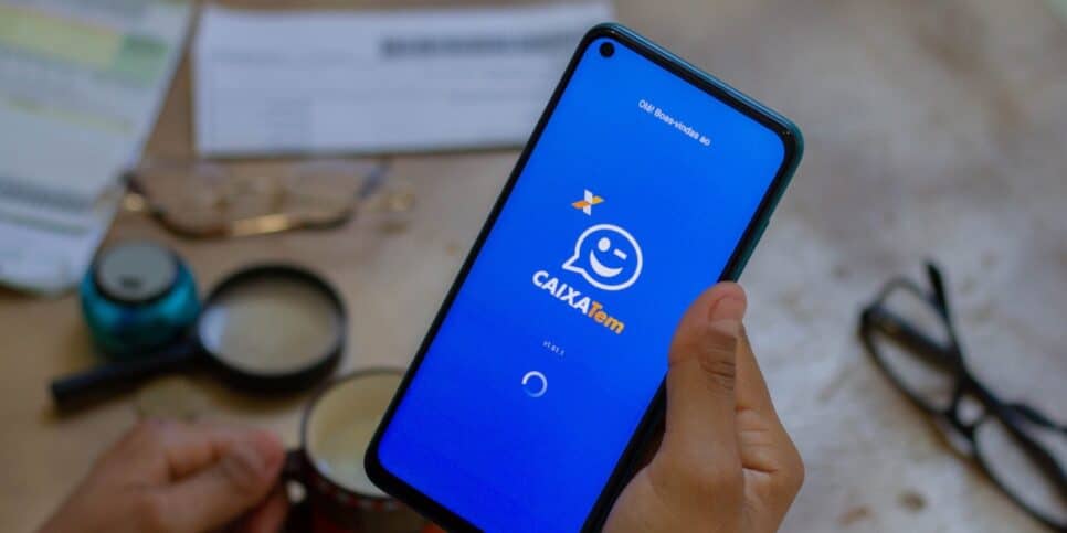 Quem mora sozinho tem direito ao novo auxílio do Caixa Tem! Saiba como