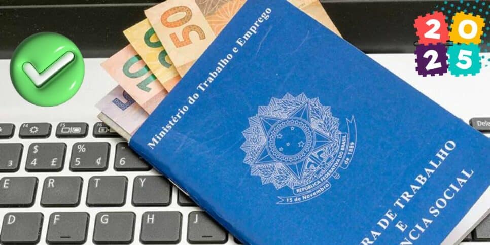 Dinheiro e carteira de trabalho (Foto: Reprodução / Canva / Montagem Hora do Benefício)
